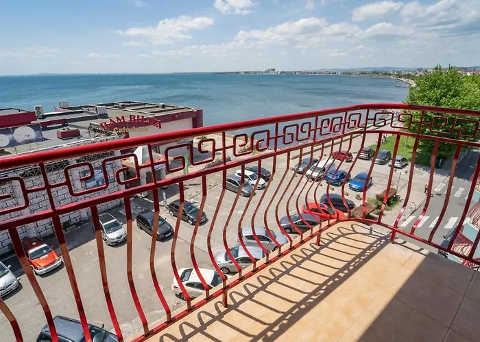 Saint George & Medical 4* Pomorie