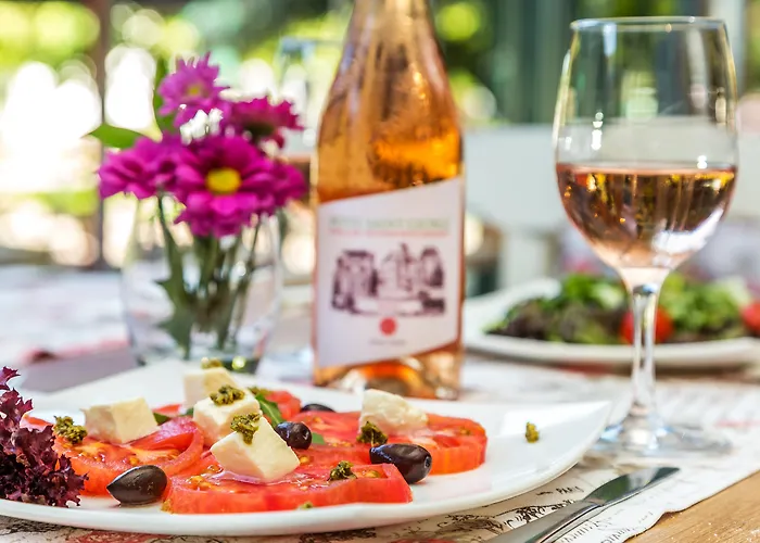 Saint George & Medical Hotel