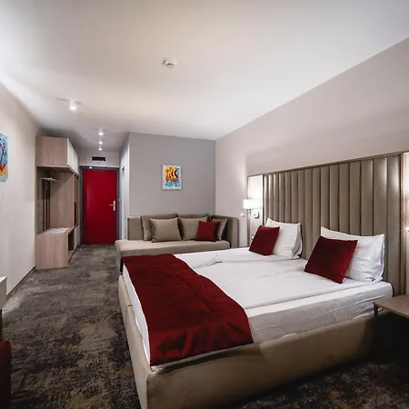 Saint George & Medical ポモリエ