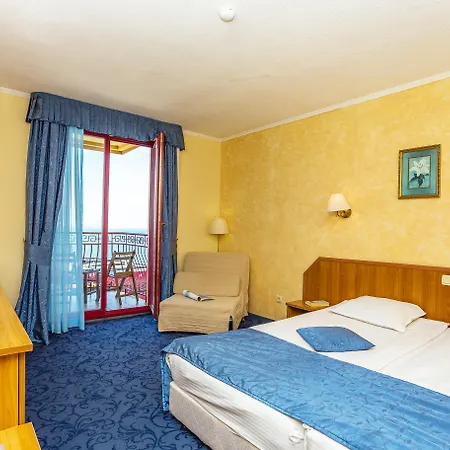Saint George & Medical Szálloda 4*